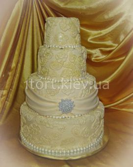 Свадебный торт цвета эйвори