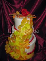 Осенний торт с рябиной